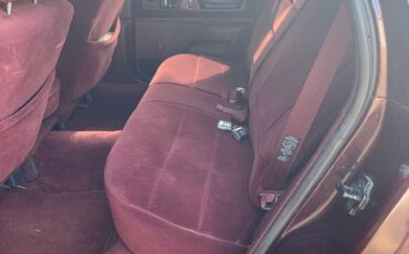 Chevrolet-caprice-classic-1994-red-11