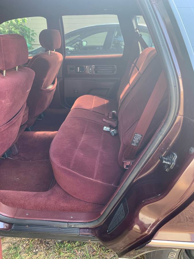 Chevrolet-caprice-classic-1994-red-11