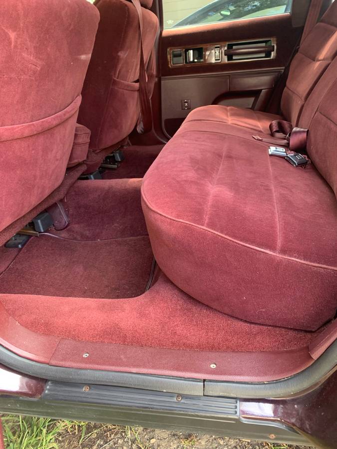 Chevrolet-caprice-classic-1994-red-15