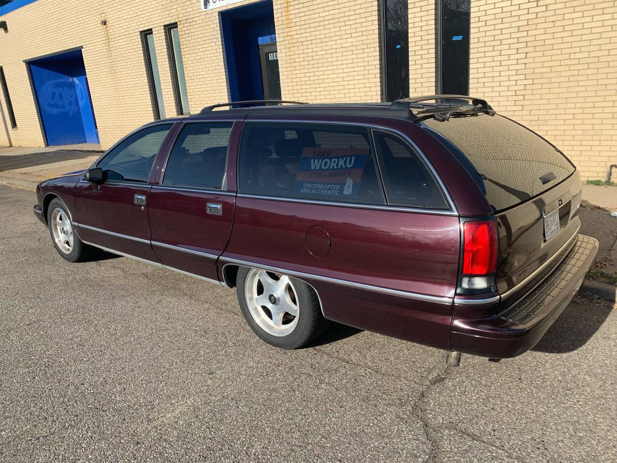 Chevrolet-caprice-classic-1994-red-20