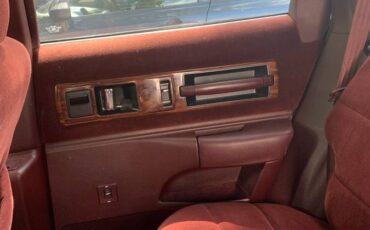 Chevrolet-caprice-classic-1994-red-3