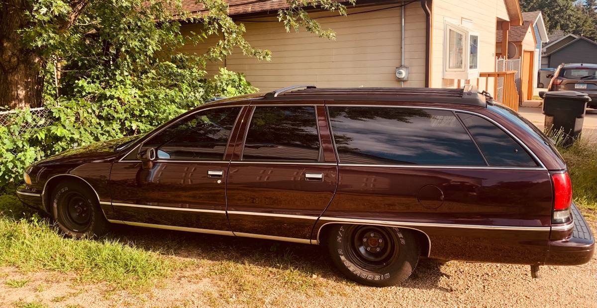 Chevrolet-caprice-classic-1994-red-4