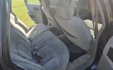 Chevrolet-caprice-classic-1995-7