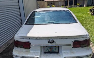 Chevrolet-caprice-classic-amp-classic-wagon-1994-white-4