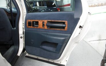 Chevrolet-caprice-classic-wagon-1993-white-19