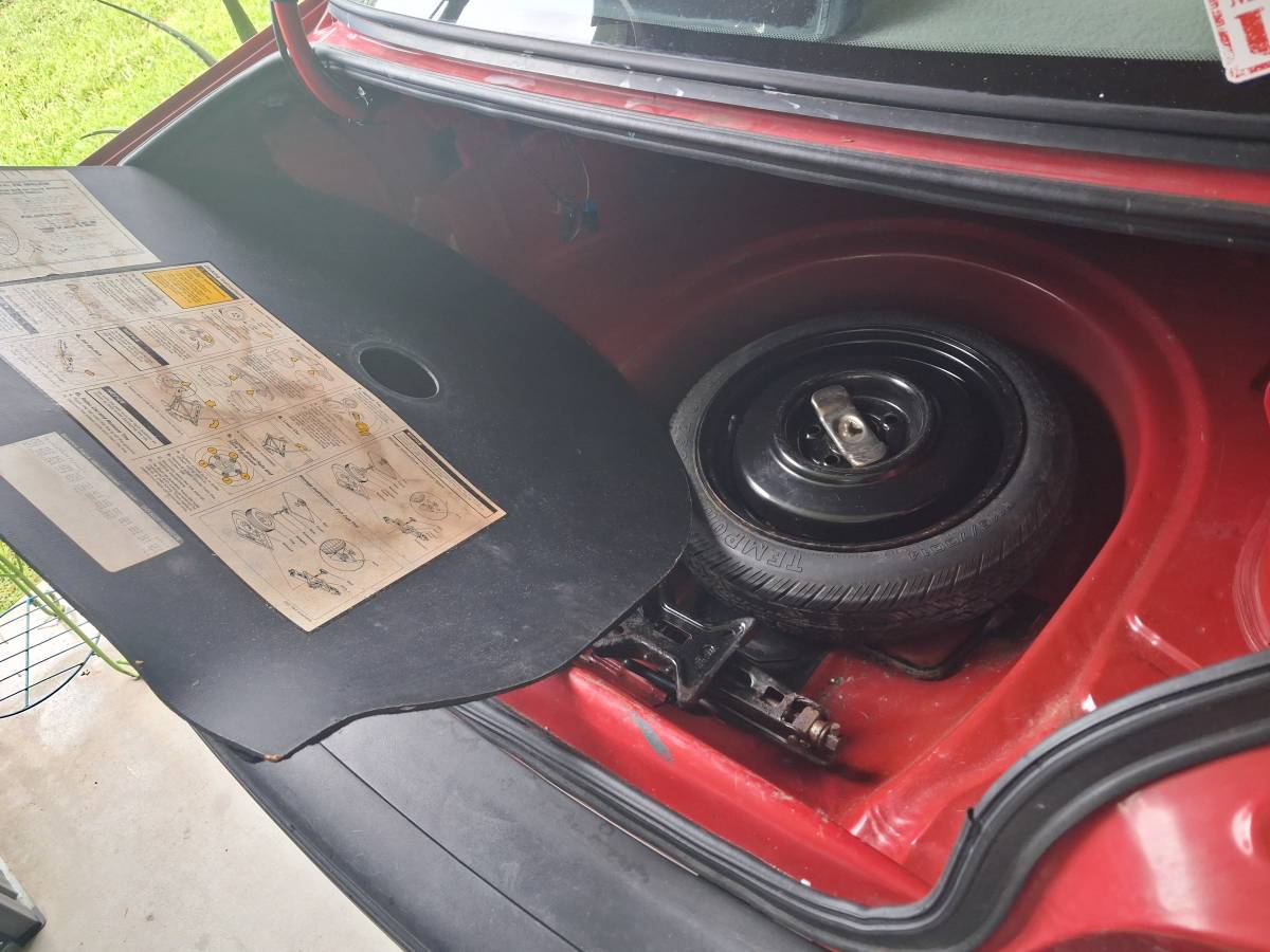 Chevrolet-cavalier-base-1994-red-4