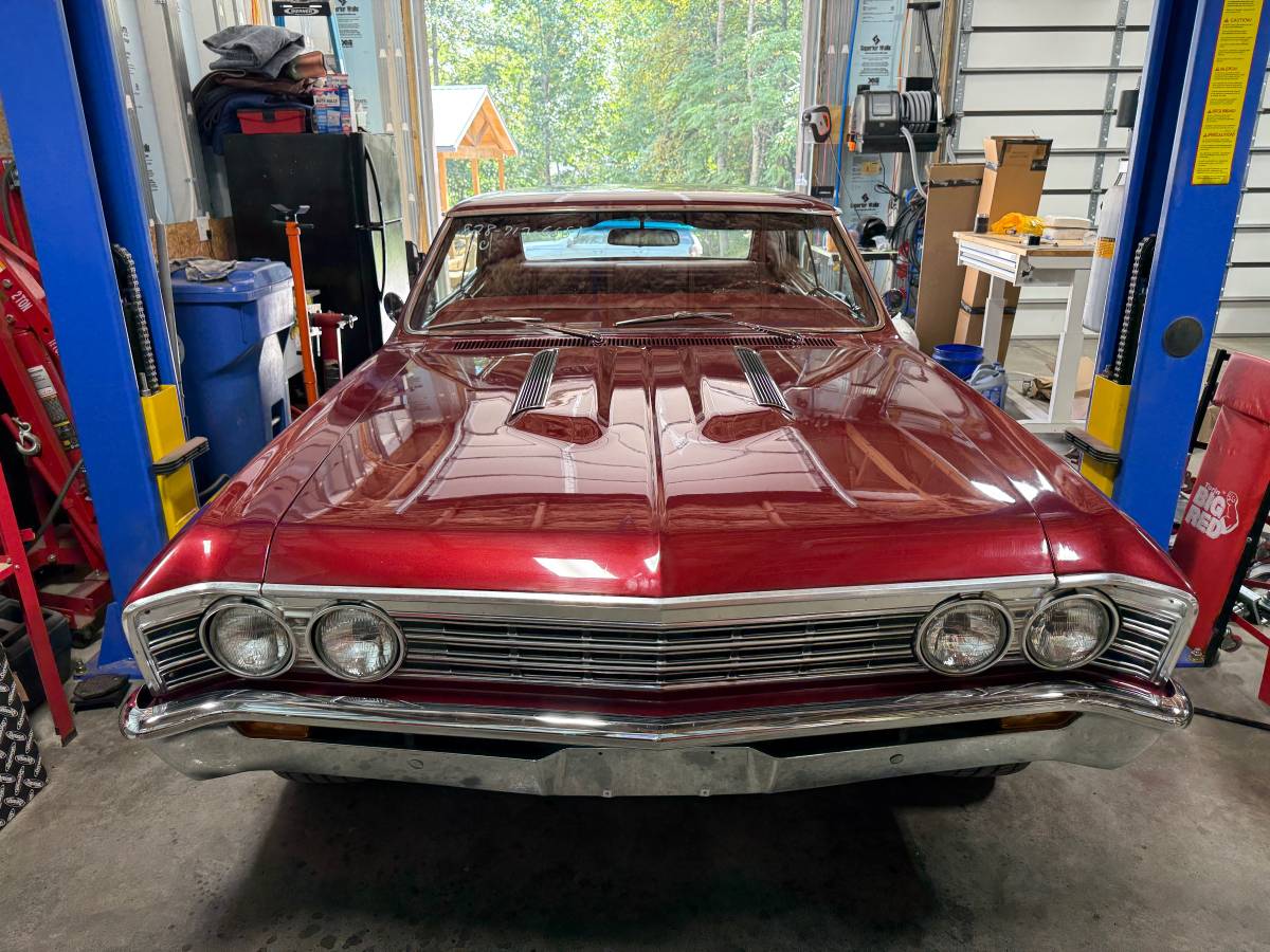 Chevrolet-chevelle-1967-red-2