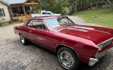 Chevrolet-chevelle-1967-red