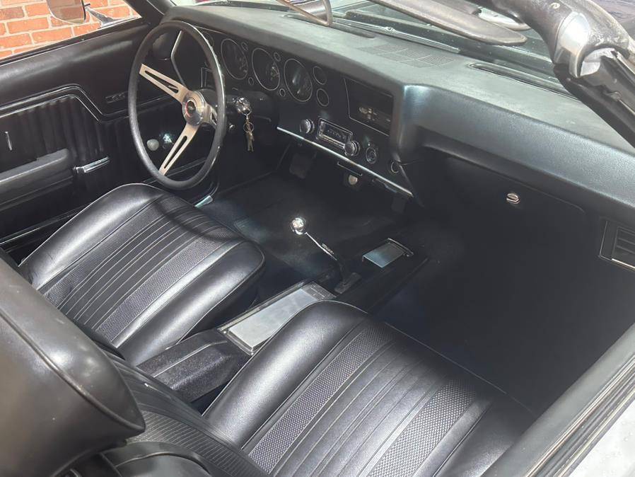 Chevrolet-chevelle-1970-silver-23