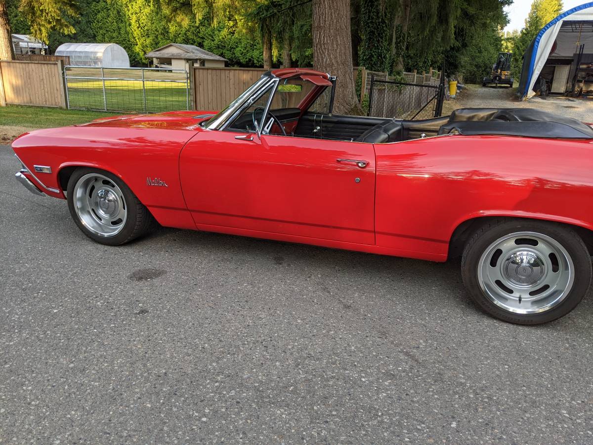 Chevrolet-chevelle-convertible-1968-red-11