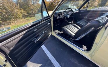Chevrolet-chevelle-malibu-1965-yellow-14