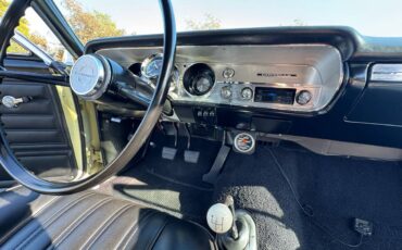 Chevrolet-chevelle-malibu-1965-yellow-20