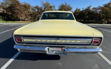 Chevrolet-chevelle-malibu-1965-yellow-6