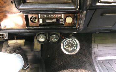 Chevrolet-chevelle-malibu-1974-black-9