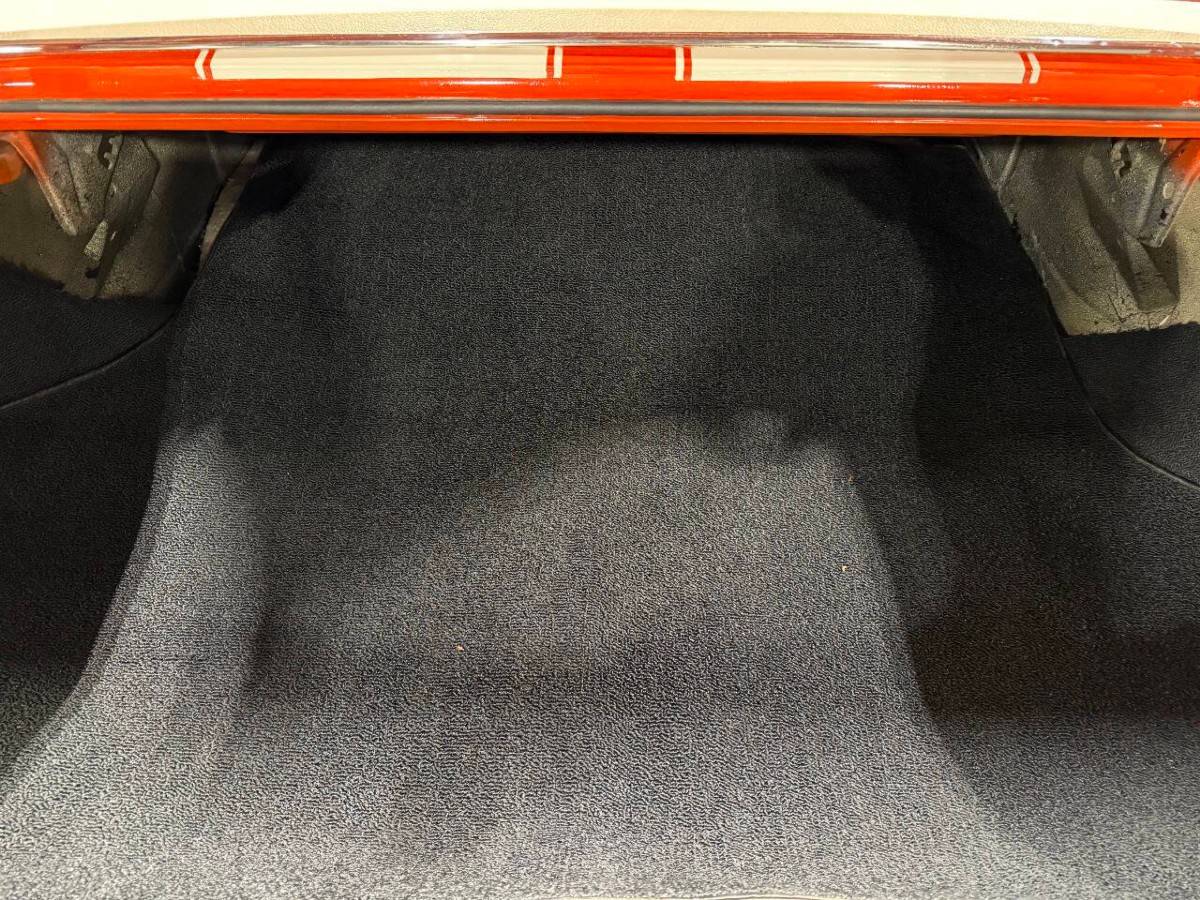 Chevrolet-chevelle-malibu-resto-1972-orange-10