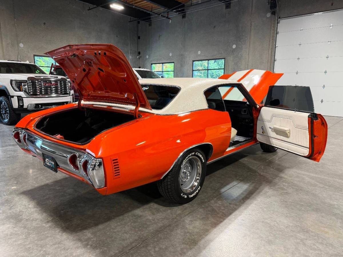 Chevrolet-chevelle-malibu-resto-1972-orange-11
