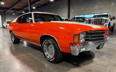 Chevrolet-chevelle-malibu-resto-1972-orange-14