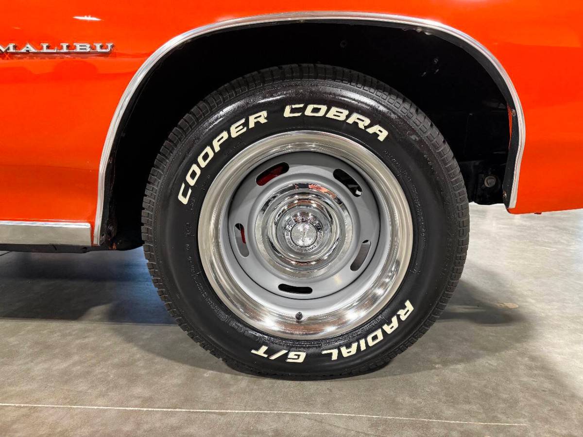 Chevrolet-chevelle-malibu-resto-1972-orange-34