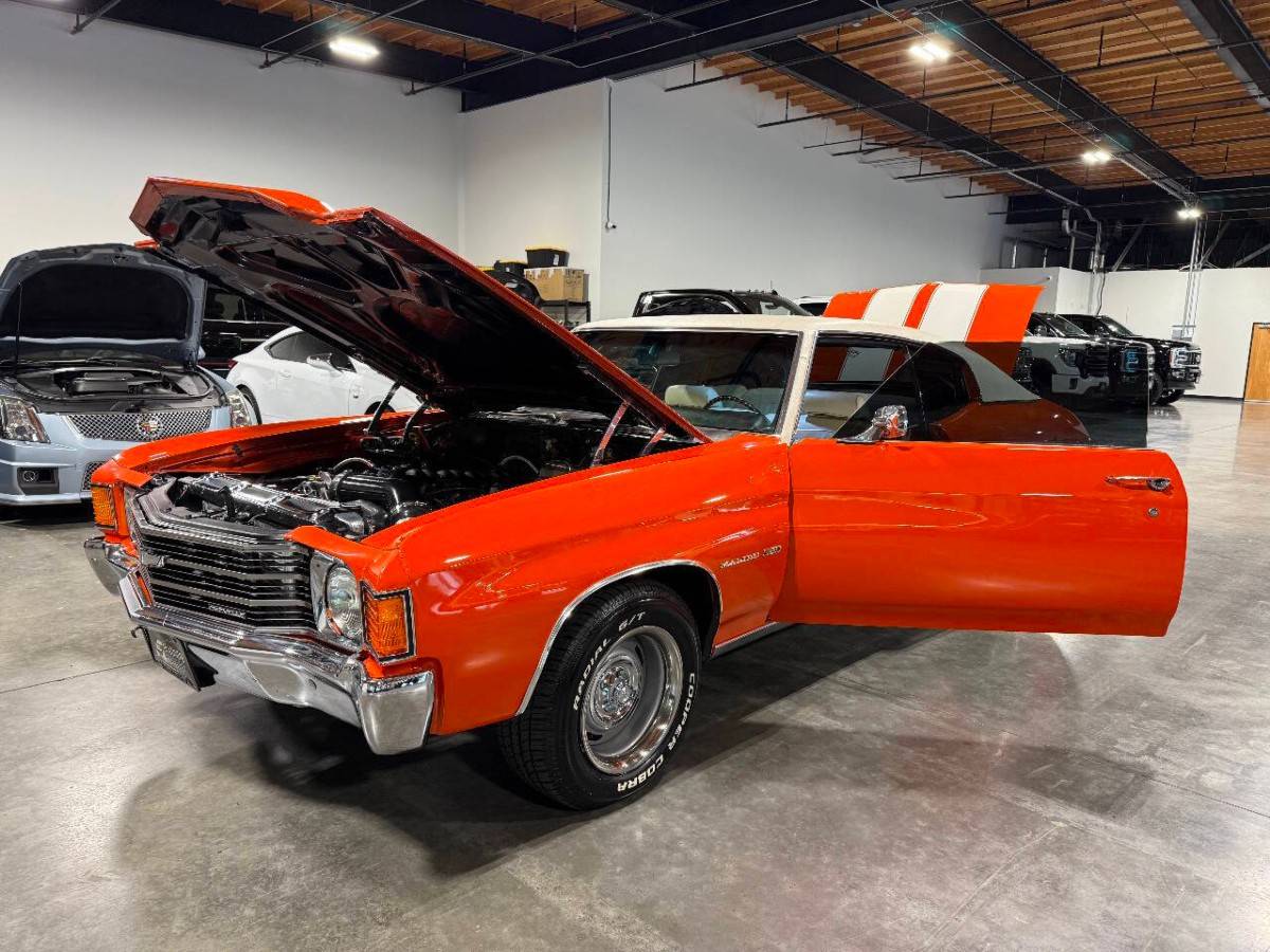 Chevrolet-chevelle-malibu-resto-1972-orange-38