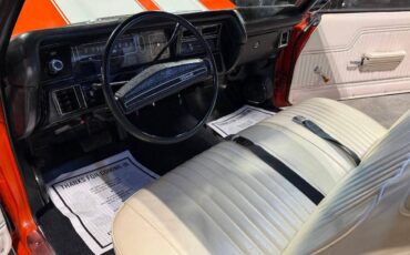 Chevrolet-chevelle-malibu-resto-1972-orange-42