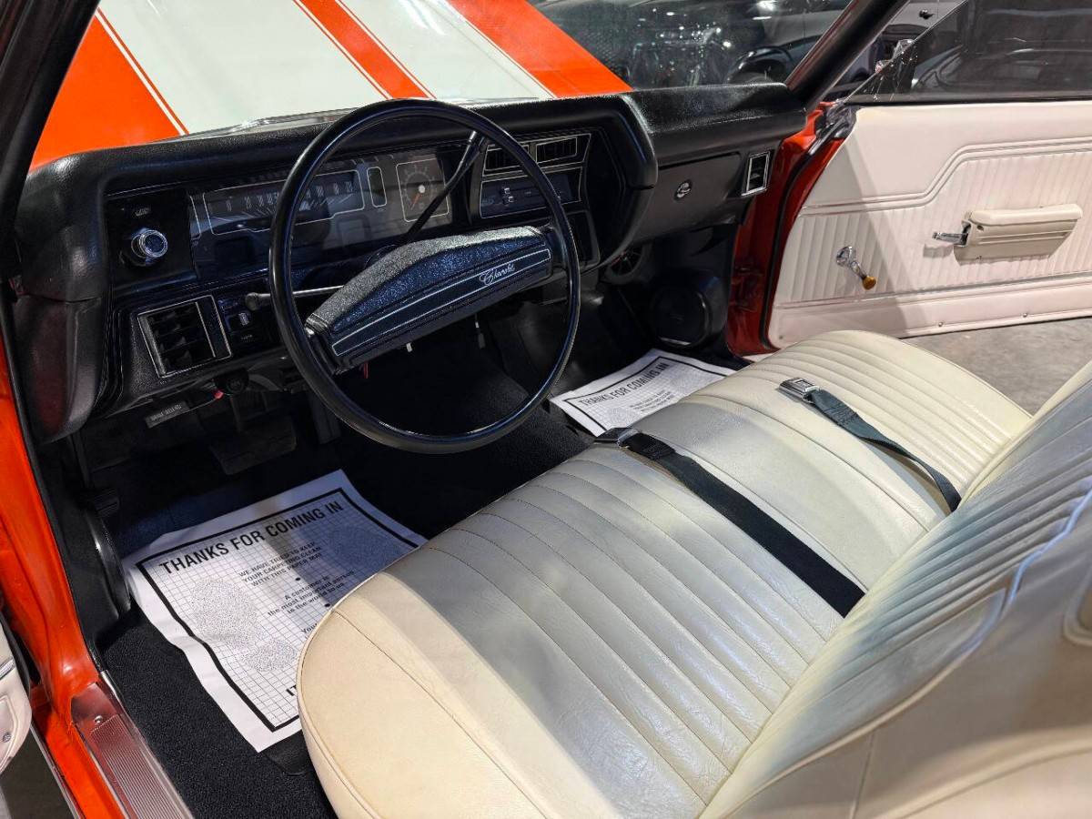 Chevrolet-chevelle-malibu-resto-1972-orange-42
