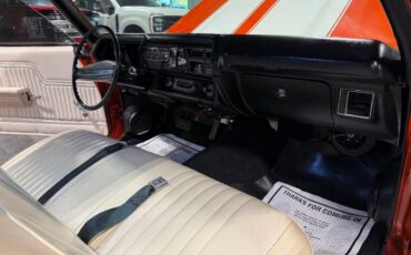 Chevrolet-chevelle-malibu-resto-1972-orange-45