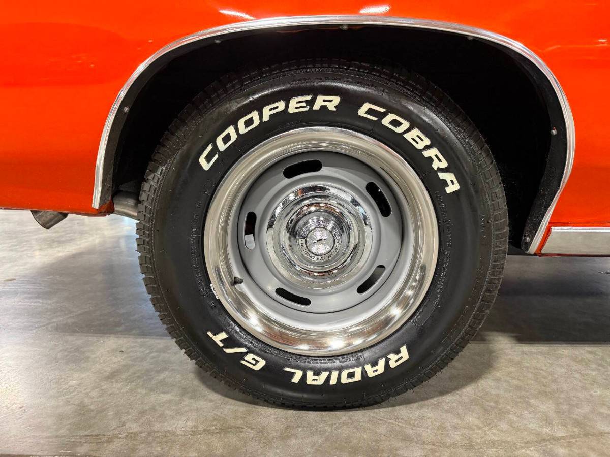 Chevrolet-chevelle-malibu-resto-1972-orange-50
