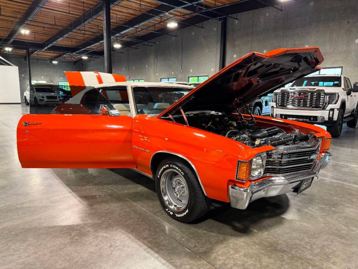 Chevrolet-chevelle-malibu-resto-1972-orange-54