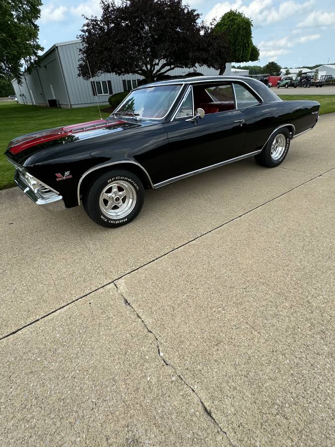 Chevrolet-chevelle-ss-1966-black-2