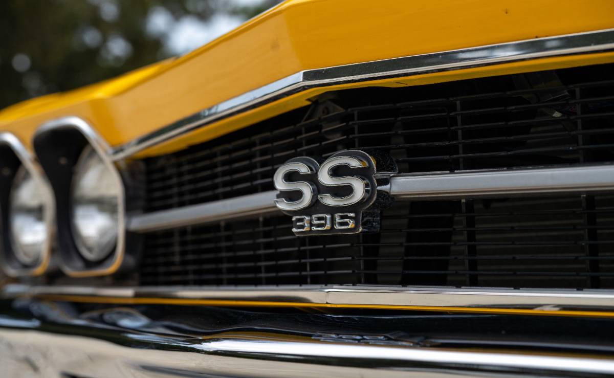 Chevrolet-chevelle-ss-1969-yellow-1