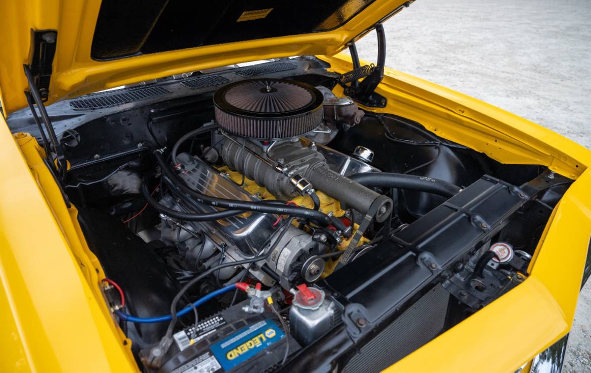 Chevrolet-chevelle-ss-1969-yellow-18