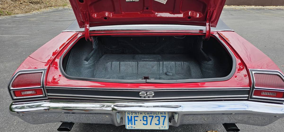 Chevrolet-chevelle-ss-396-1969-red-18