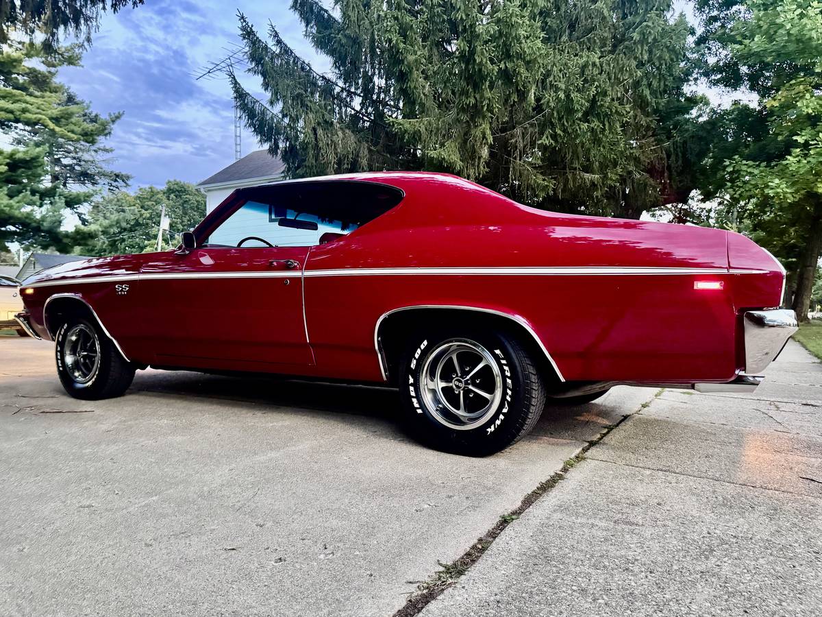 Chevrolet-chevelle-super-sport-396-1969-red-2