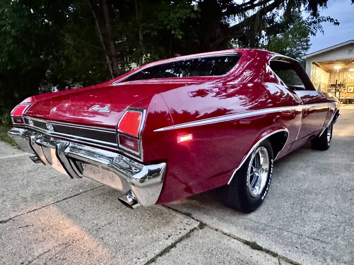 Chevrolet-chevelle-super-sport-396-low-mileage-1969-red-4