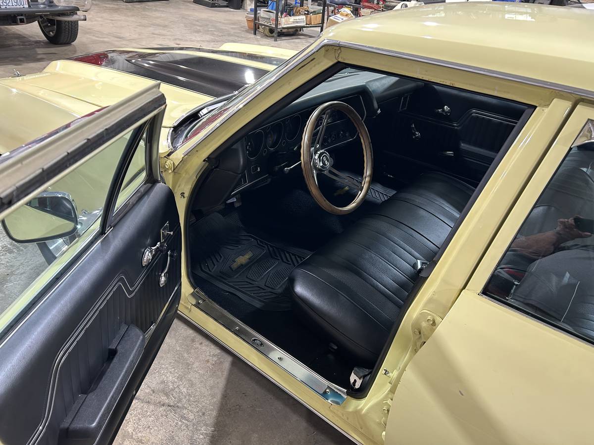 Chevrolet-chevelle-wagon-1972-5