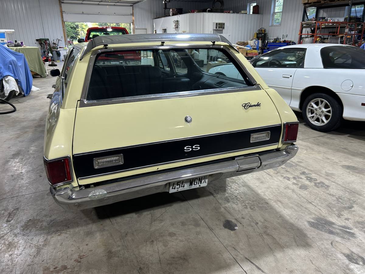 Chevrolet-chevelle-wagon-1972
