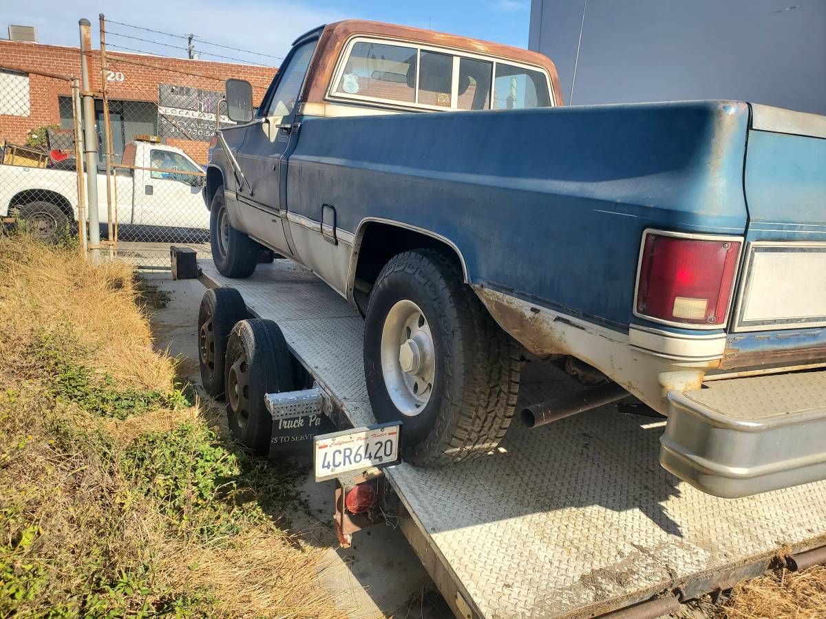 Chevrolet-chevy-silverado-2500-1981-blue-3