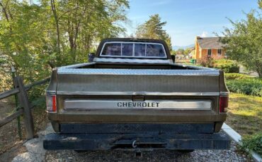 Chevrolet-cheyenne-1975-14