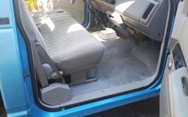 Chevrolet-cheyenne-1994-blue-11