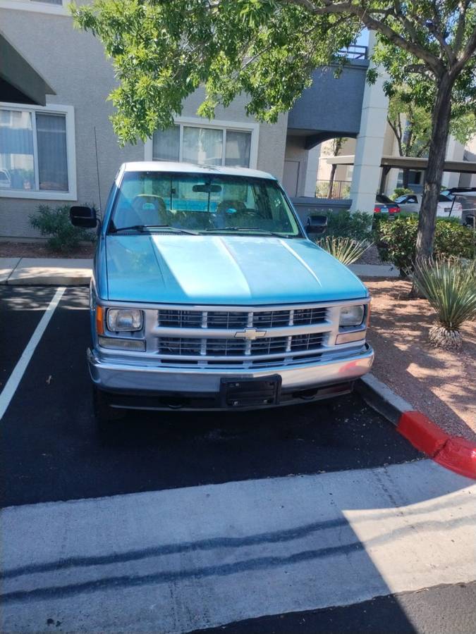 Chevrolet-cheyenne-1994-blue-2