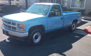 Chevrolet-cheyenne-1994-blue