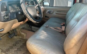 Chevrolet-ck-1500-1995-red-7