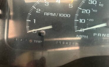 Chevrolet-ck-1500-1995-red-9