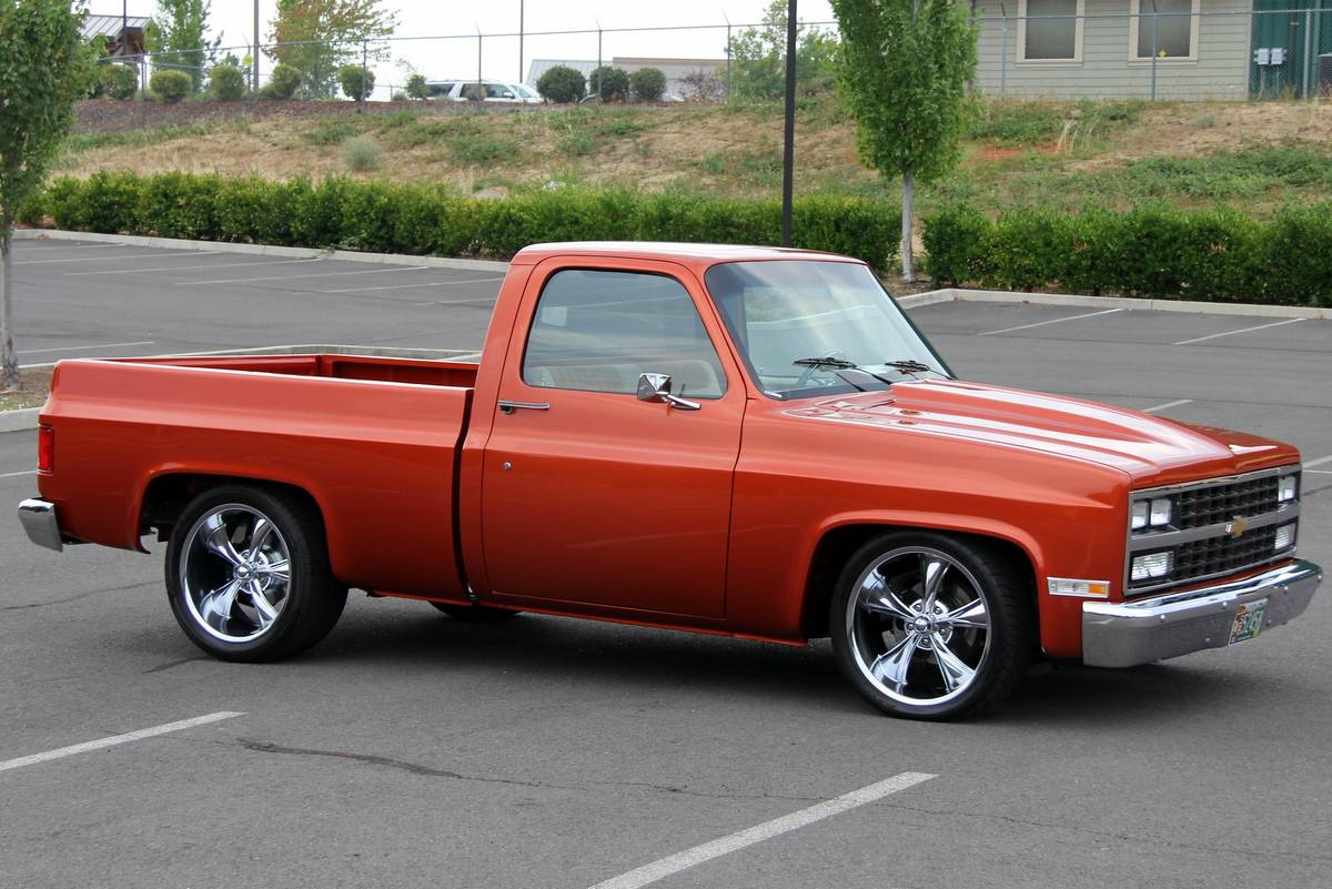 Chevrolet-ck-pickup-12-ton-nominal-1986-1