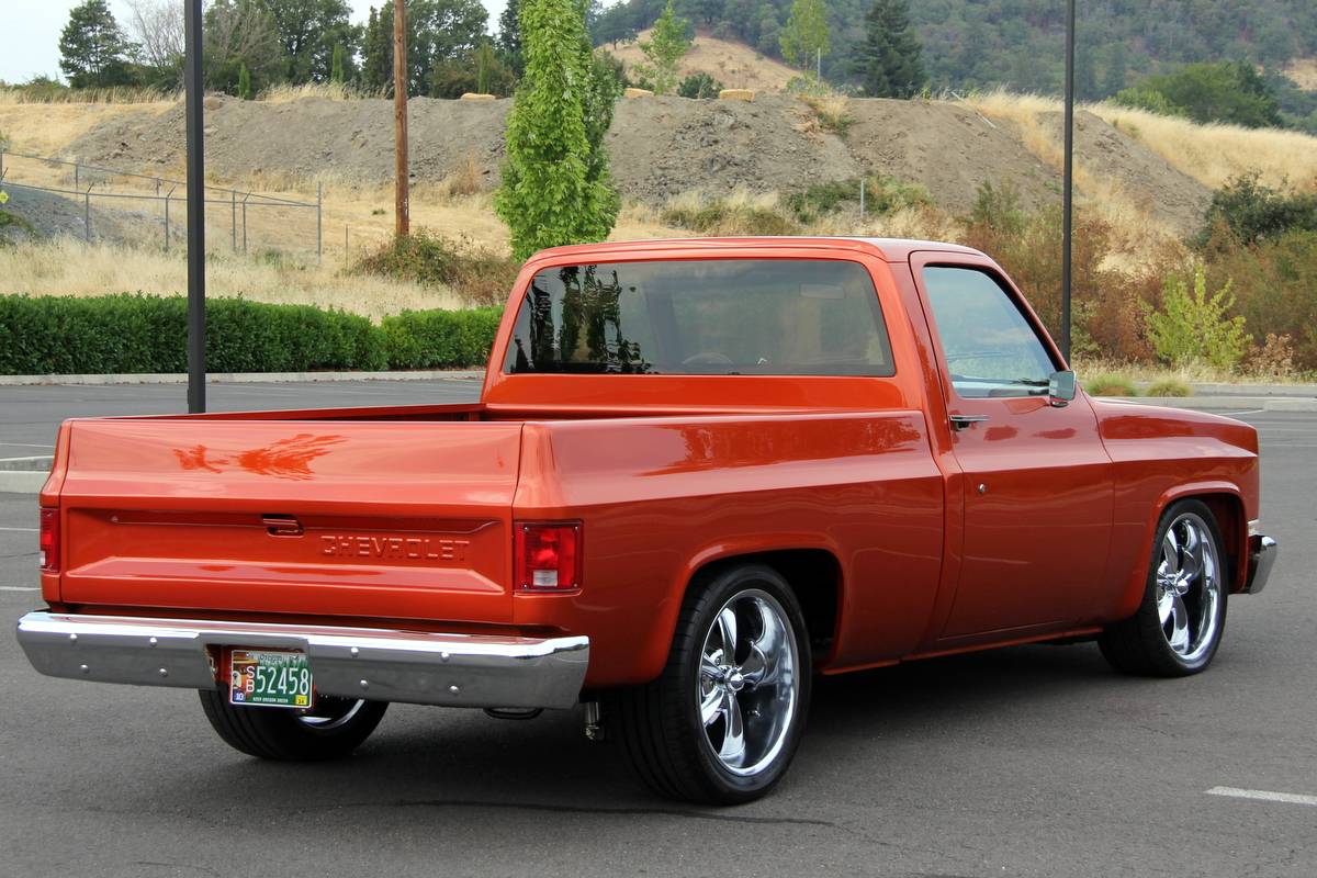 Chevrolet-ck-pickup-12-ton-nominal-1986-3
