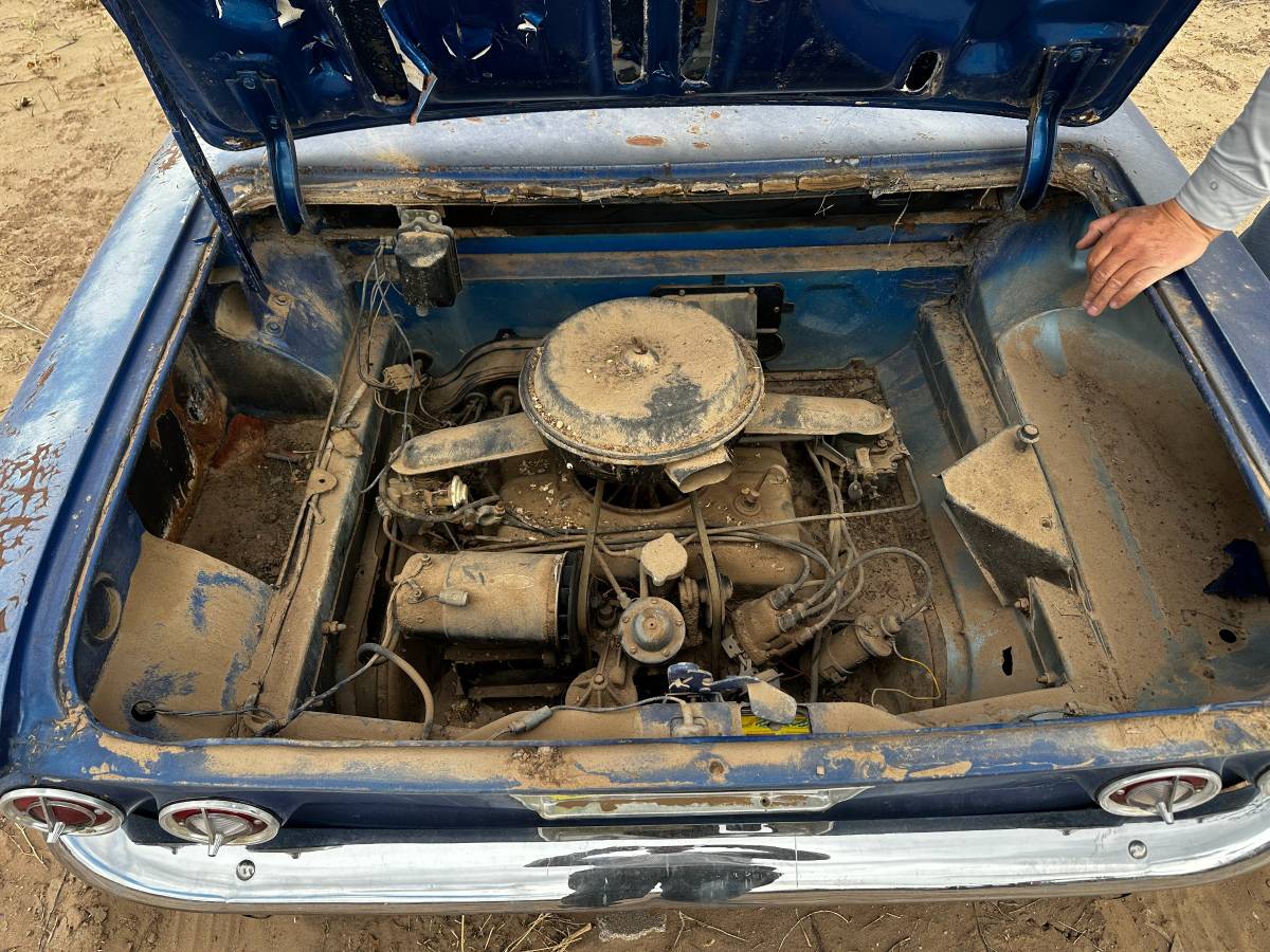 Chevrolet-corvair-1963-blue-2