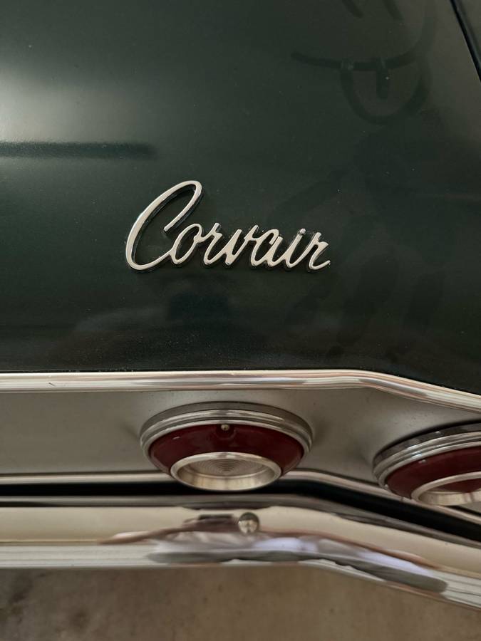 Chevrolet-corvair-1965-green-11