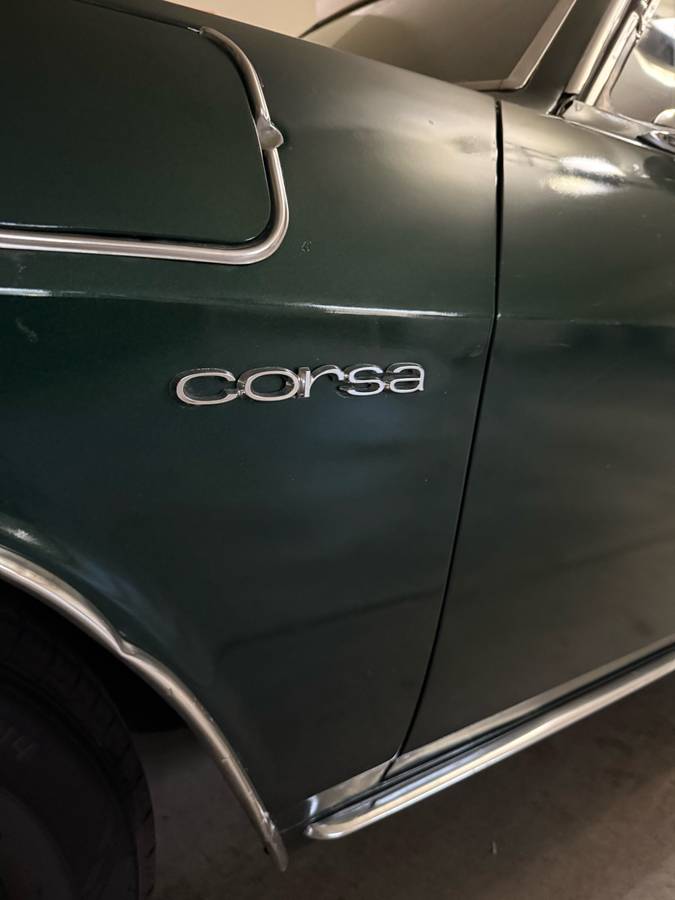 Chevrolet-corvair-1965-green-12