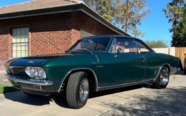 Chevrolet-corvair-1965-green