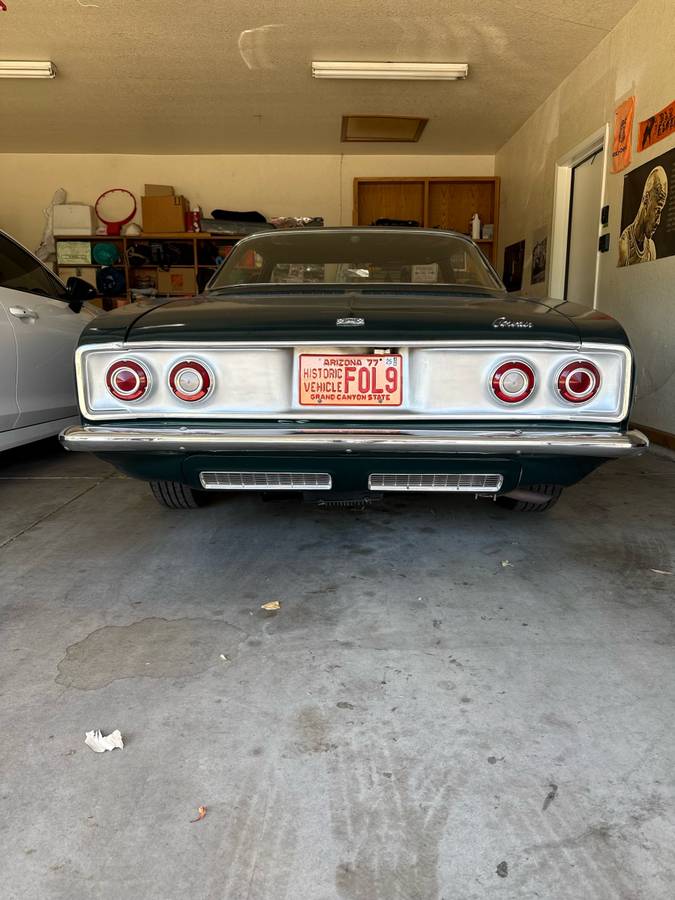 Chevrolet-corvair-1965-green-5